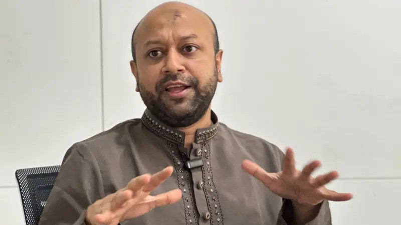 পুরোনো রাজনীতি দিয়ে কোনো সমস্যার সমাধান সম্ভব নয়: ফুয়াদ